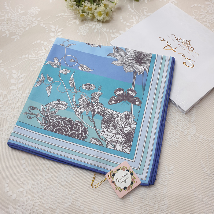 روسری آبی طرح پردیس - ابریشم توییل